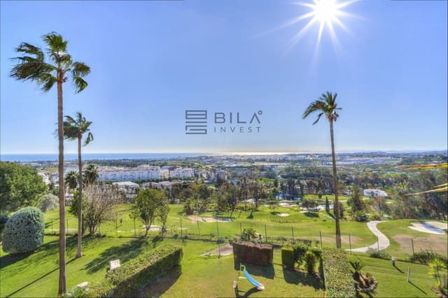 4 bedroom Flat for sale in Nueva Andalucia, Marbella with pool garage - € 1,299,000 (Ref: 8873092)