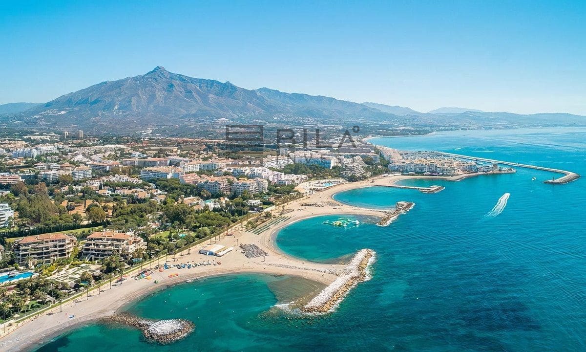 Piso de 2 habitaciones en Golden Mile en venta con piscina garaje - 695.000 € (Ref: 8873126)