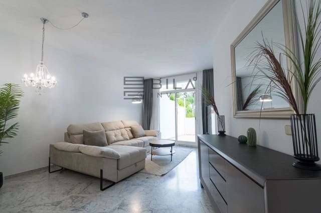 Piso de 2 habitaciones en Golden Mile, Marbella en venta con piscina garaje - 695.000 € (Ref: 8873126)