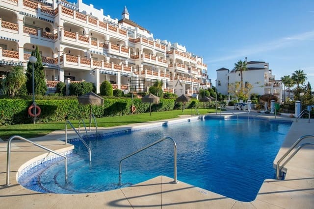 2 bedroom Flat for sale in Mijas Golf, Mijas with pool garage - € 340,000 (Ref: 8895910)