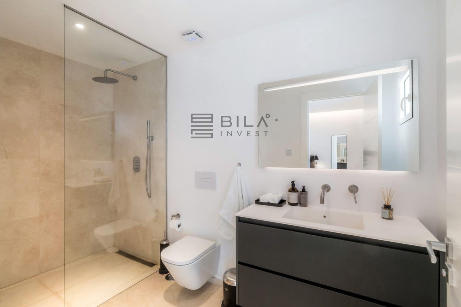 2 chambre Penthouse à vendre à Puerto Banus - 1 395 000 € (Ref: 8903146)