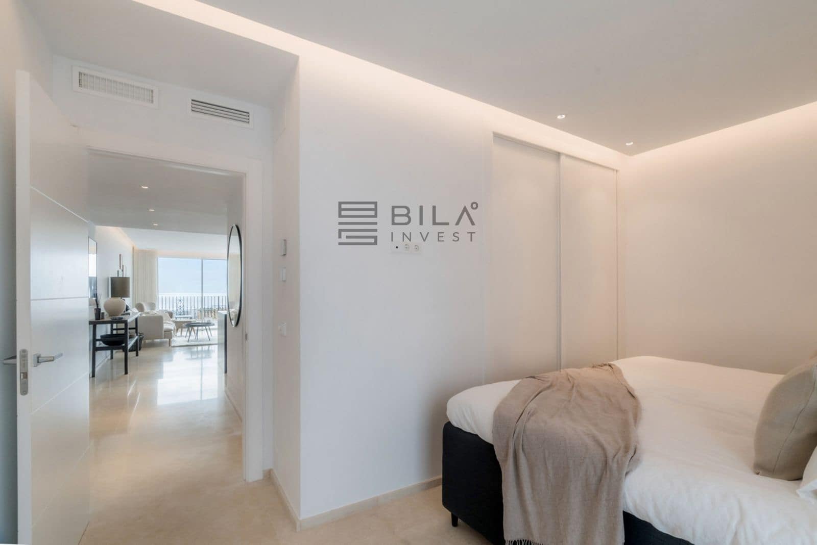 2 chambre Penthouse à vendre à Puerto Banus - 1 395 000 € (Ref: 8903146)