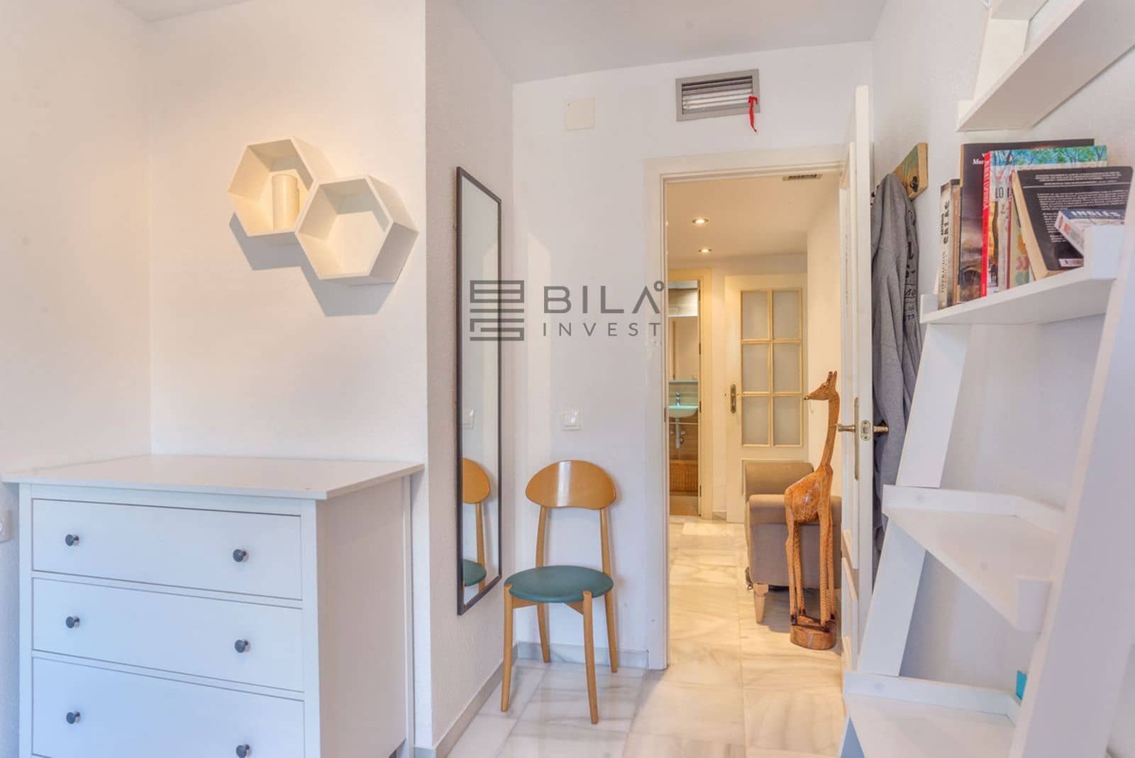 3 bedroom Flat for sale in Marbella with pool - € 435,000 (Ref: 8910687)