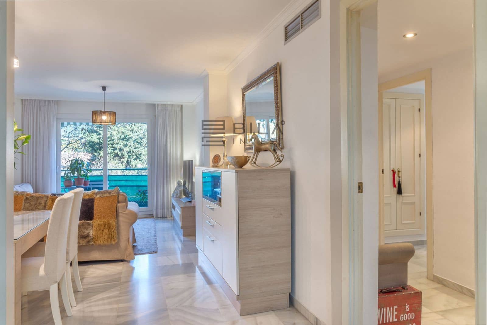 3 bedroom Flat for sale in Marbella with pool - € 435,000 (Ref: 8910687)