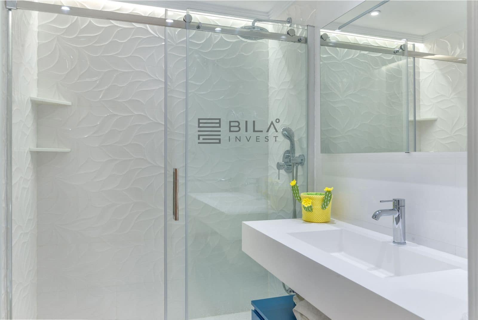 3 bedroom Flat for sale in Marbella with pool - € 435,000 (Ref: 8910687)