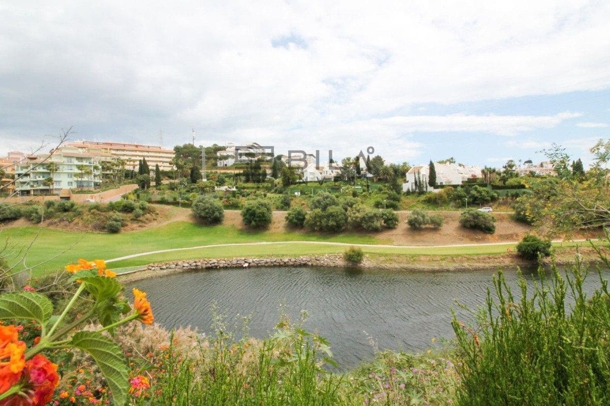 3 soverom Hus til salgs i Riviera del Sol med svømmebasseng - € 499 500 (Ref: 8976527)