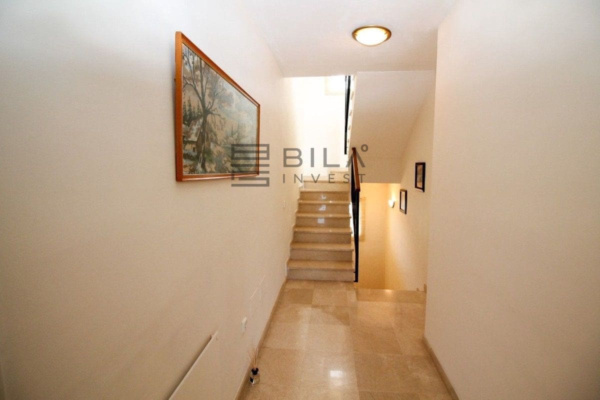 3 soverom Hus til salgs i Riviera del Sol med svømmebasseng - € 499 500 (Ref: 8976527)