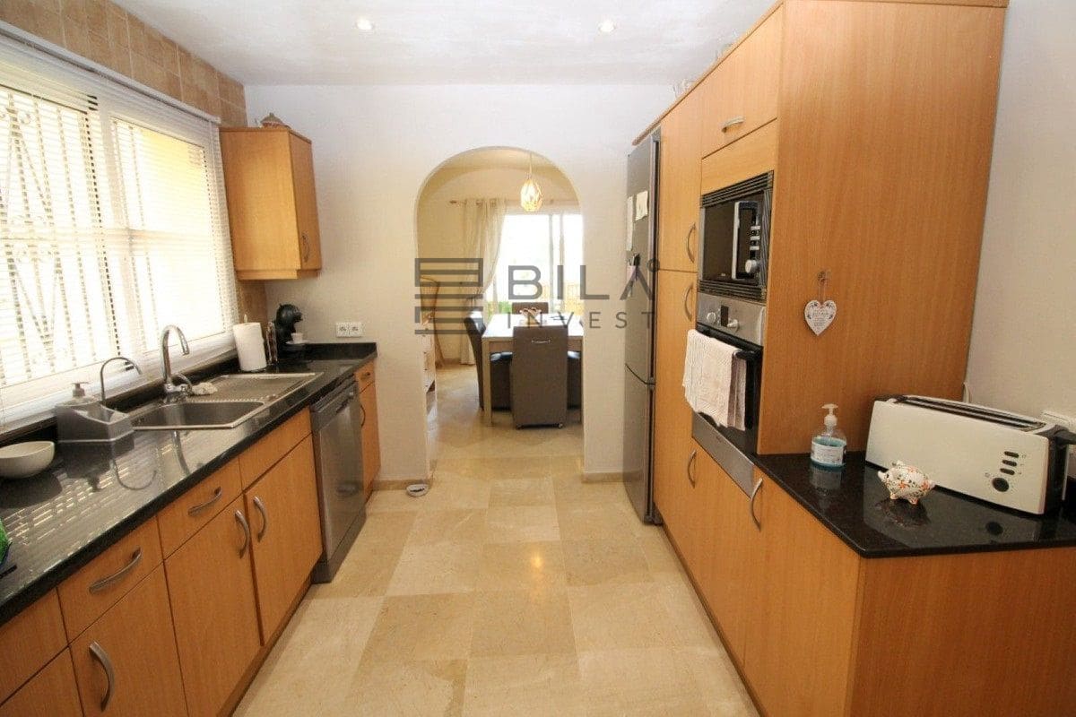 3 soverom Hus til salgs i Riviera del Sol med svømmebasseng - € 499 500 (Ref: 8976527)