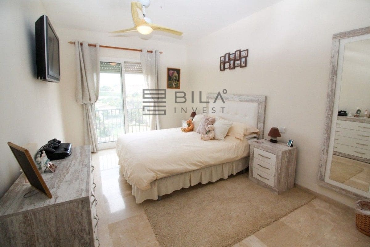 3 soverom Hus til salgs i Riviera del Sol med svømmebasseng - € 499 500 (Ref: 8976527)