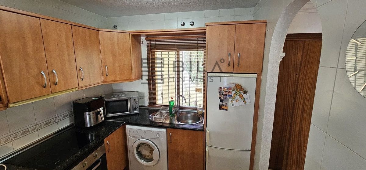 2 slaapkamer Flat te koop in Riviera del Sol met zwembad - € 285.000 (Ref: 8981976)