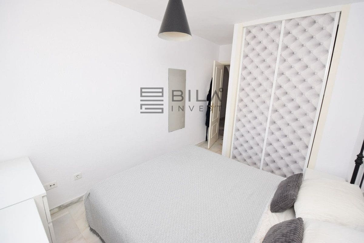 3 makuuhuone Kattohuoneisto myytävänä paikassa Miraflores mukana uima-altaan - 399 000 € (Ref: 9081918)