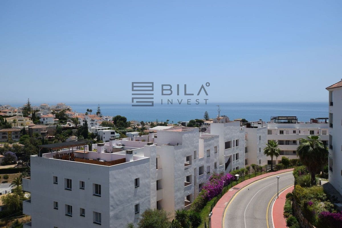3 makuuhuone Kattohuoneisto myytävänä paikassa Miraflores mukana uima-altaan - 399 000 € (Ref: 9081918)