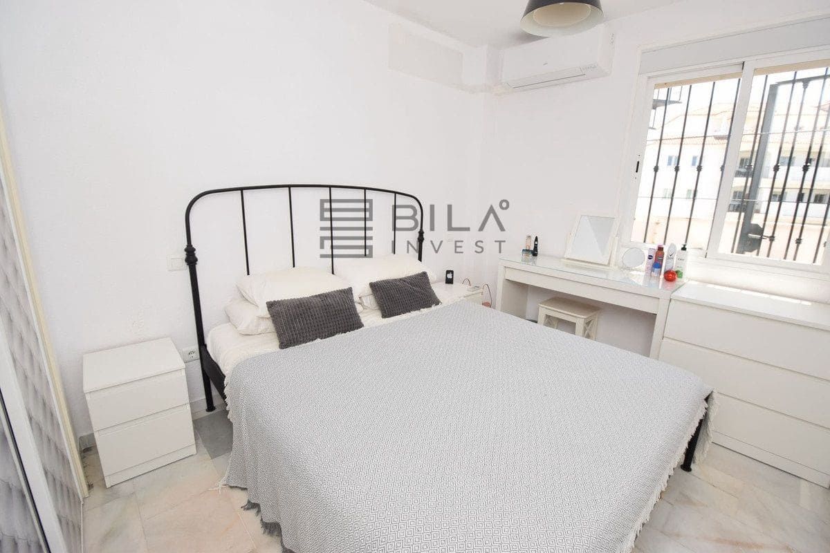 3 makuuhuone Kattohuoneisto myytävänä paikassa Miraflores mukana uima-altaan - 399 000 € (Ref: 9081918)