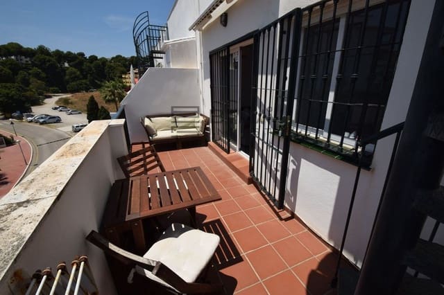 3 makuuhuone Kattohuoneisto myytävänä paikassa Miraflores, Mijas mukana uima-altaan - 399 000 € (Ref: 9081918)