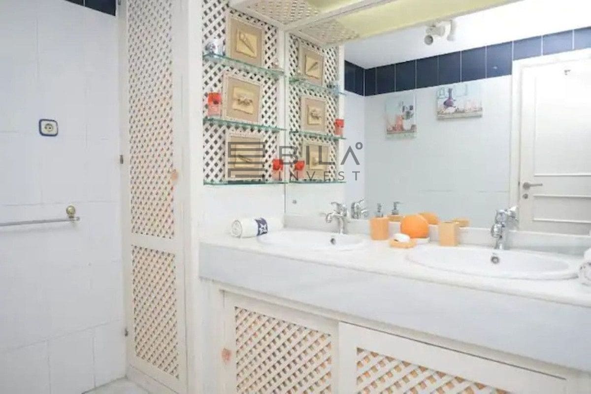 2 slaapkamer Flat te koop in Benalmadena - € 570.000 (Ref: 9609651)