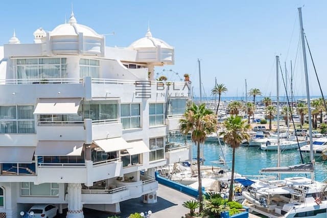 2 slaapkamer Flat te koop in Puerto Marina, Benalmádena - € 570.000 (Ref: 9609651)