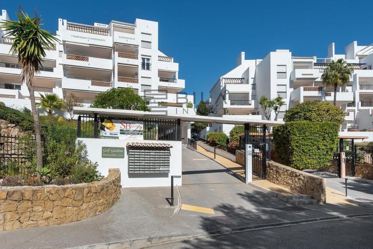 2 sovrum Lägenhet till salu i Miraflores med pool garage - 299 950 € (Ref: 9609652)
