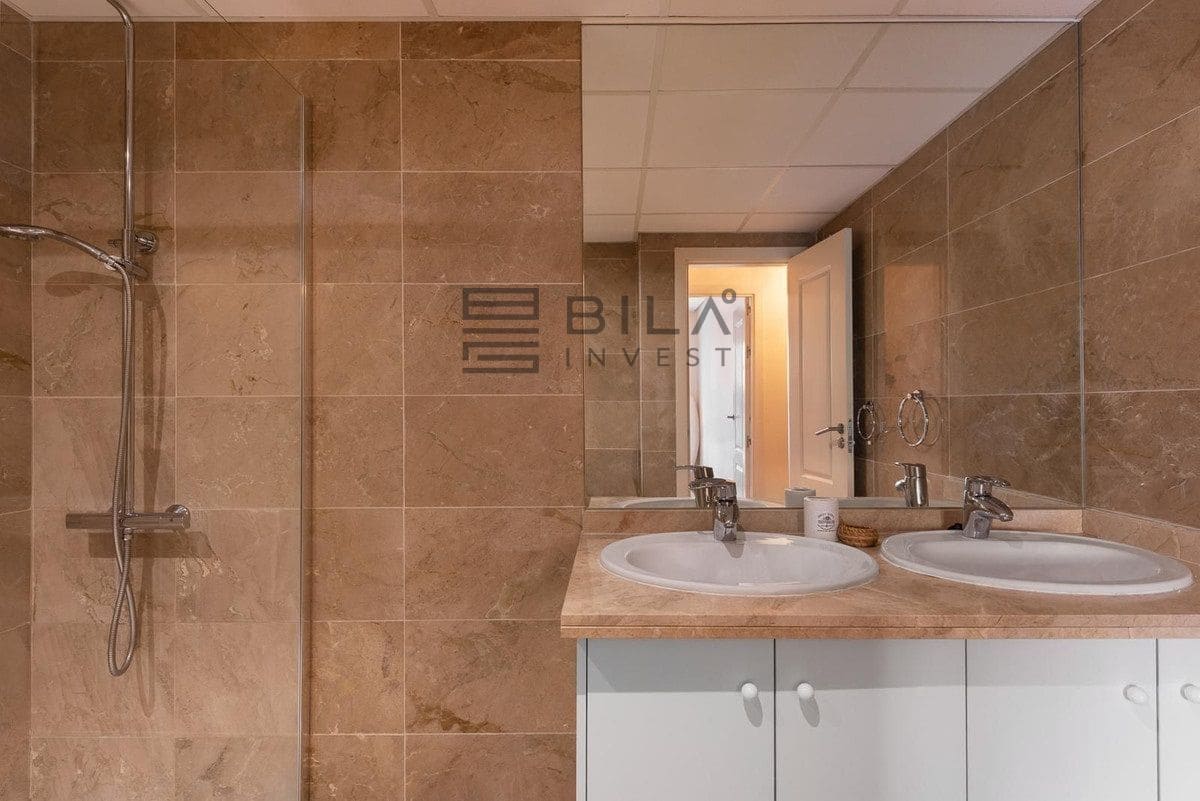 2 sovrum Lägenhet till salu i Miraflores med pool garage - 299 950 € (Ref: 9609652)