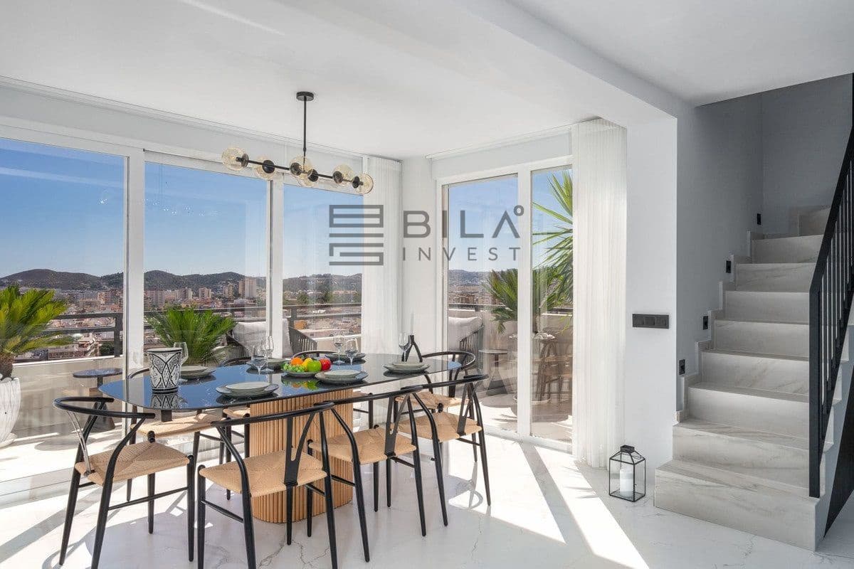 4 soveværelse Penthouse til salg i Fuengirola med swimmingpool - € 995.000 (Ref: 9609654)