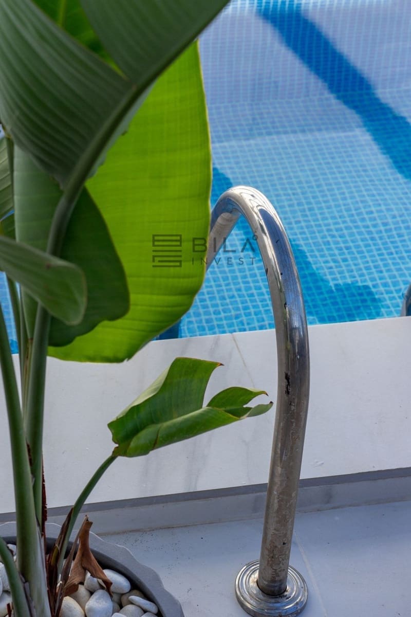 4 soveværelse Penthouse til salg i Fuengirola med swimmingpool - € 995.000 (Ref: 9609654)