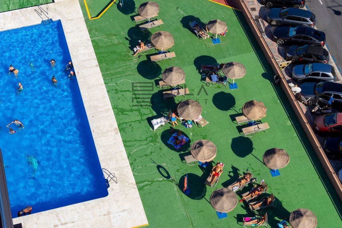 4 soveværelse Penthouse til salg i Fuengirola med swimmingpool - € 995.000 (Ref: 9609654)