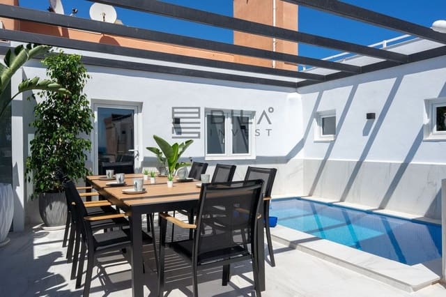 4 soveværelse Penthouse til salg i Fuengirola med swimmingpool - € 995.000 (Ref: 9609654)
