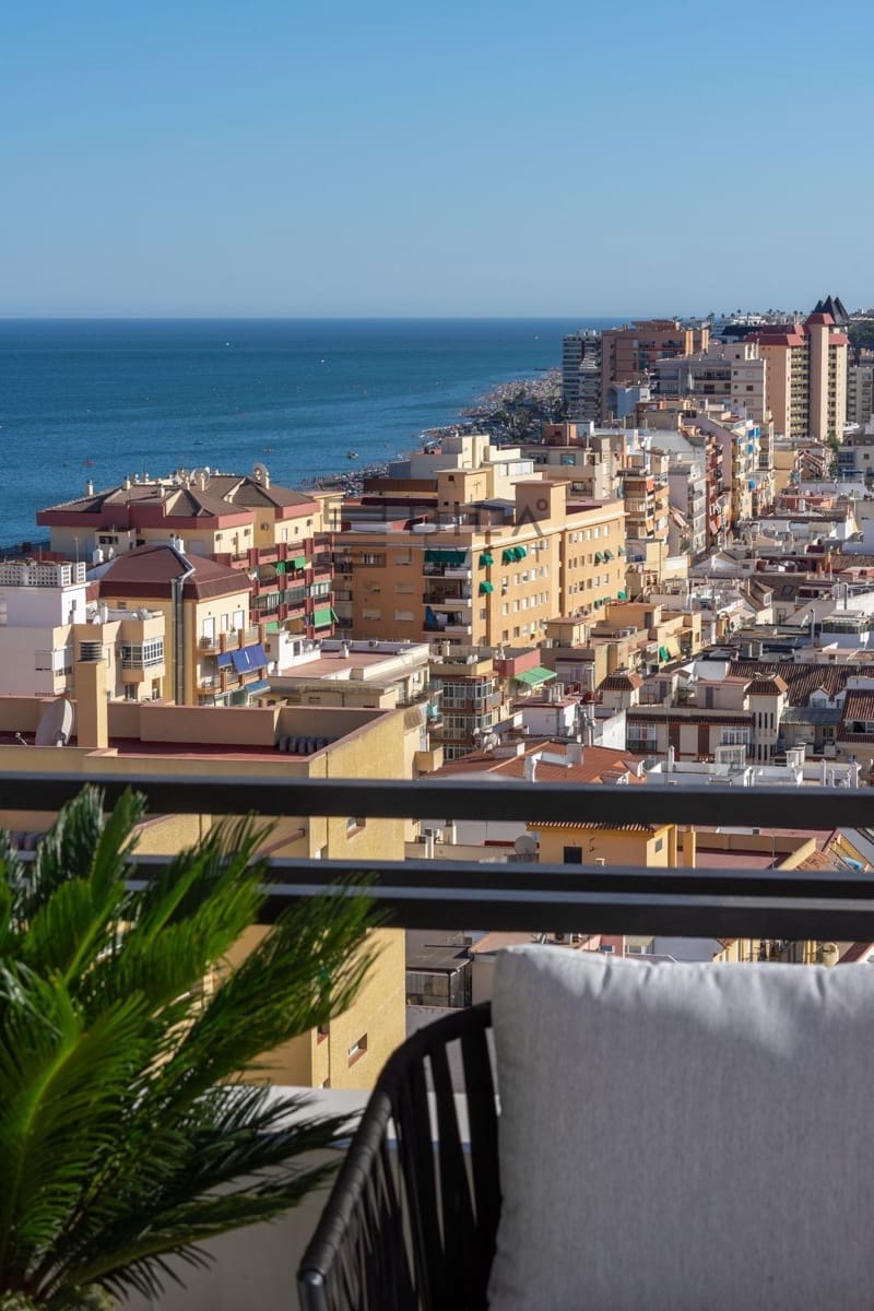 4 soveværelse Penthouse til salg i Fuengirola med swimmingpool - € 995.000 (Ref: 9609654)