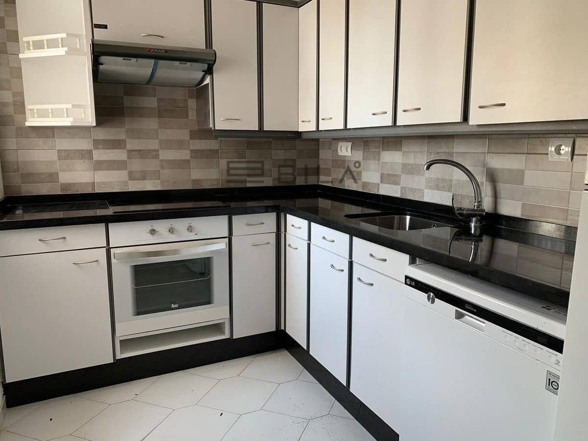 3 sovrum Lägenhet till salu i Miraflores med pool garage - 434 000 € (Ref: 9609655)