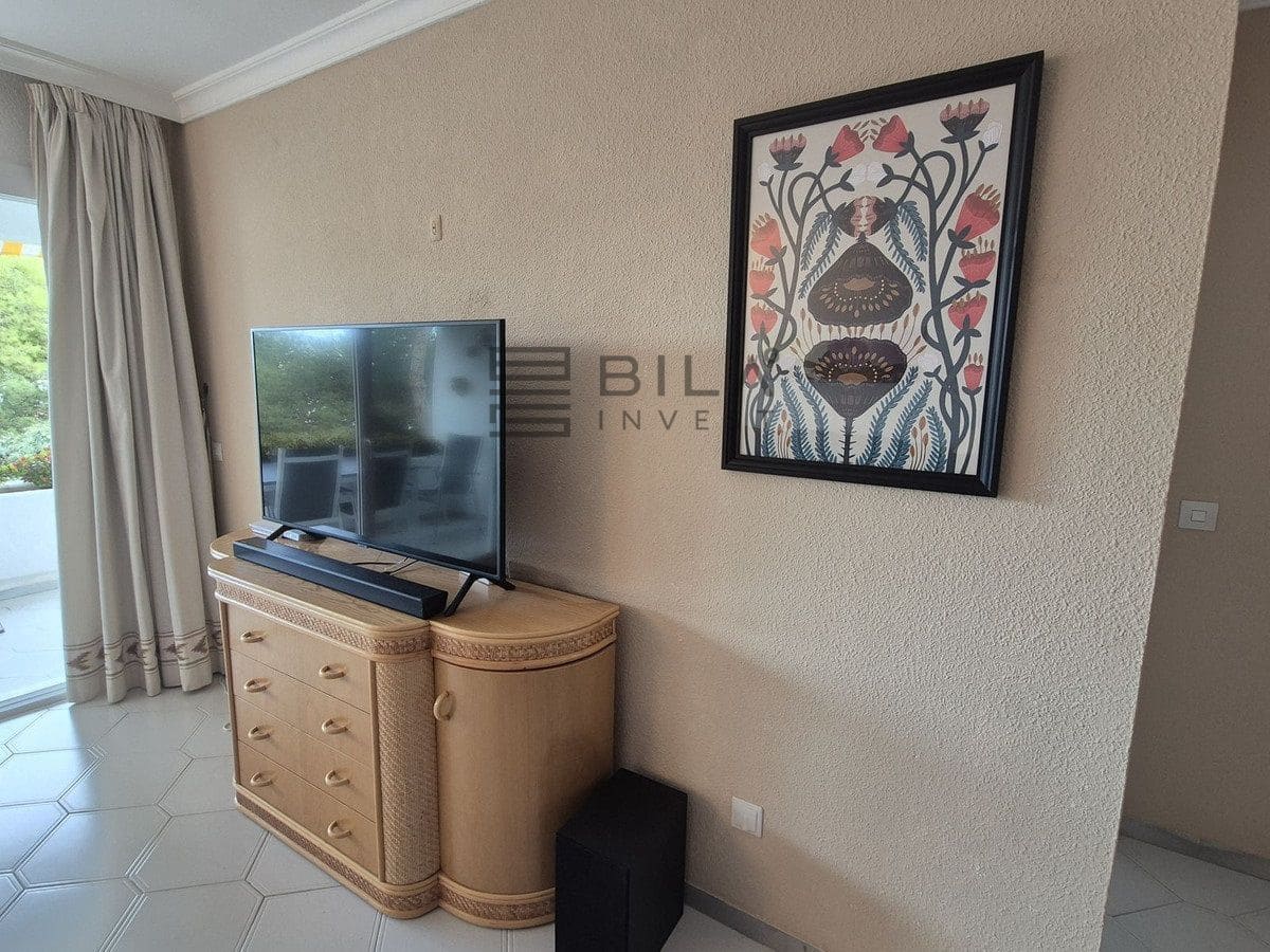 3 sovrum Lägenhet till salu i Miraflores med pool garage - 434 000 € (Ref: 9609655)