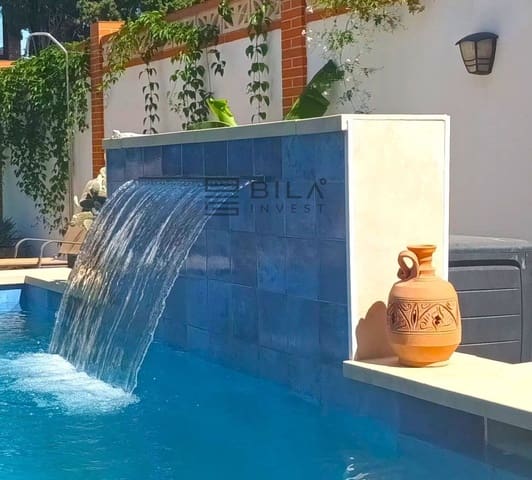 Chalet de 5 habitaciones en Arroyo de la Miel, Benalmádena en venta con piscina garaje - 770.000 € (Ref: 9609657)