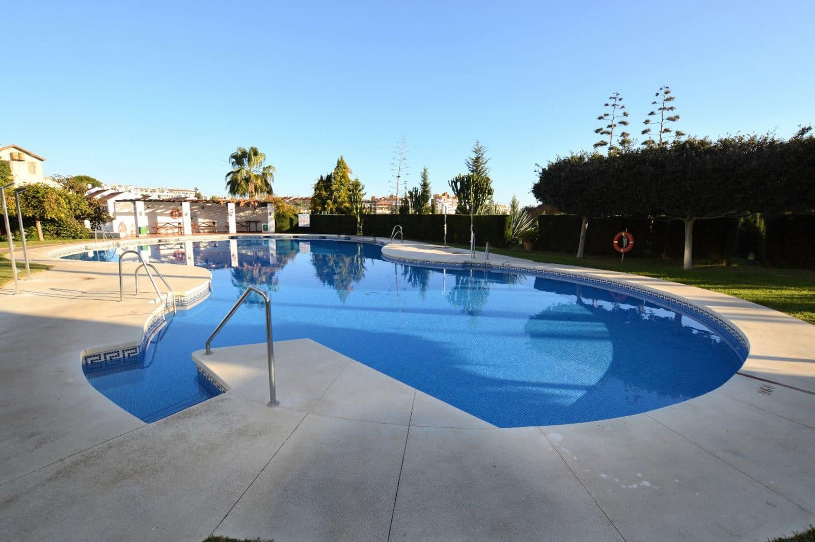 2 Zimmer Penthouse zu verkaufen in Benalmadena Costa mit Pool - 449.000 € (Ref: 9609658)