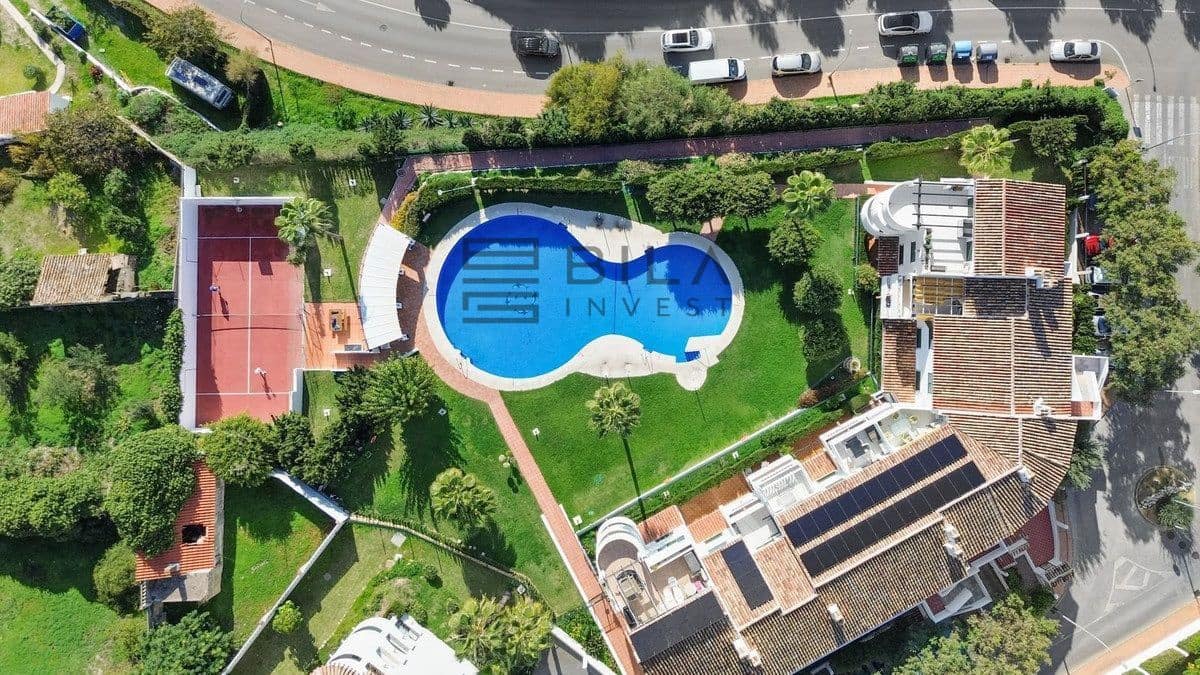 2 Zimmer Penthouse zu verkaufen in Benalmadena Costa mit Pool - 449.000 € (Ref: 9609658)