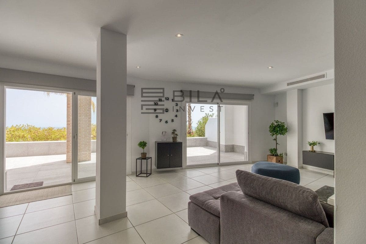 Chalet de 4 habitaciones en Torremuelle en venta con piscina garaje - 1.295.000 € (Ref: 9609661)