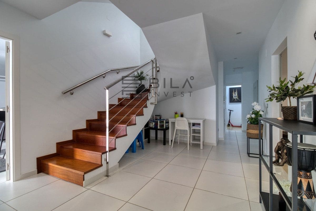 Chalet de 4 habitaciones en Torremuelle en venta con piscina garaje - 1.295.000 € (Ref: 9609661)