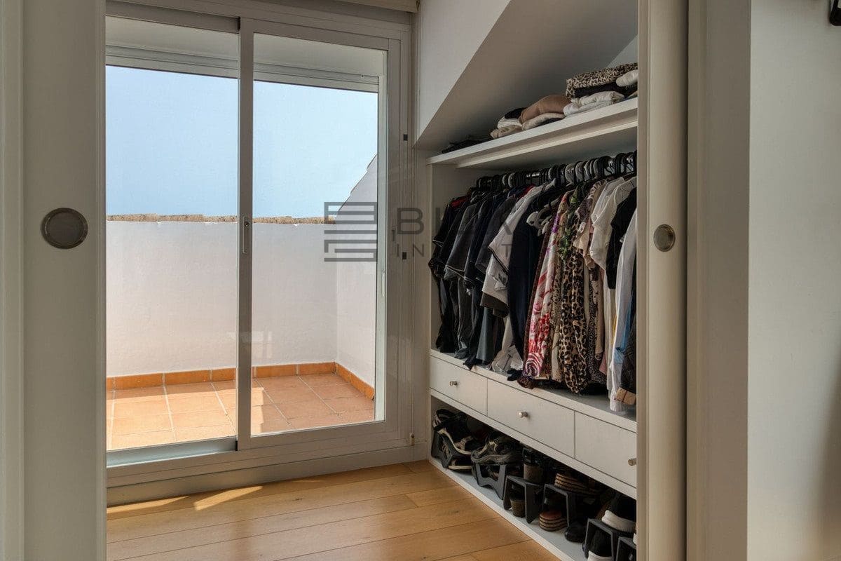 Chalet de 4 habitaciones en Torremuelle en venta con piscina garaje - 1.295.000 € (Ref: 9609661)