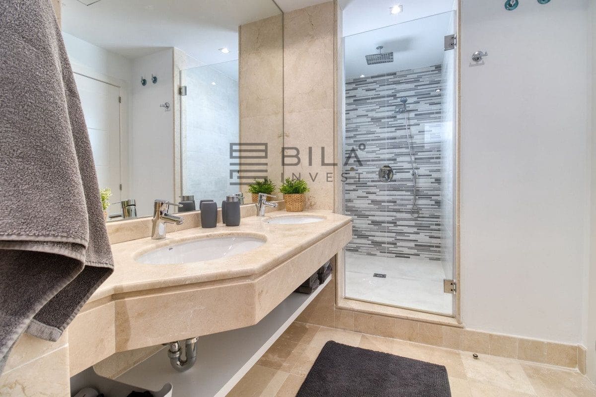 Chalet de 4 habitaciones en Torremuelle en venta con piscina garaje - 1.295.000 € (Ref: 9609661)