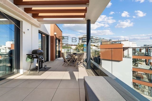 2 soveværelse Penthouse til salg i Torreblanca, Fuengirola med swimmingpool - € 965.000 (Ref: 9609662)