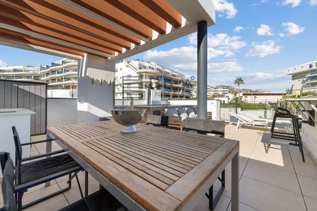 2 soveværelse Penthouse til salg i Torreblanca, Fuengirola med swimmingpool - € 965.000 (Ref: 9609662)