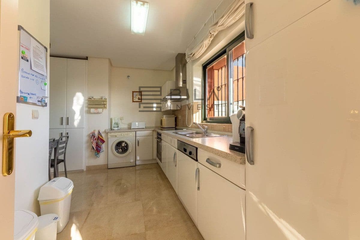 2 sypialnia Mieszkanie na sprzedaż w Calahonda z basenem garażem - 299 950 € (Ref: 9609663)