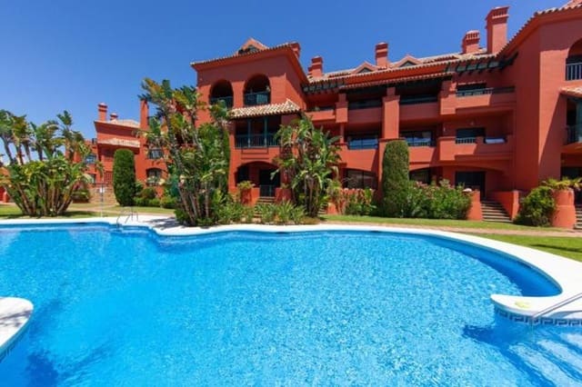 Piso de 2 habitaciones en Calahonda, Mijas en venta con piscina garaje - 299.950 € (Ref: 9609663)
