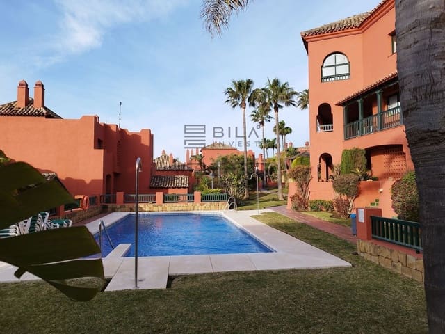 Piso de 2 habitaciones en Calahonda, Mijas en venta con piscina garaje - 299.950 € (Ref: 9609663)