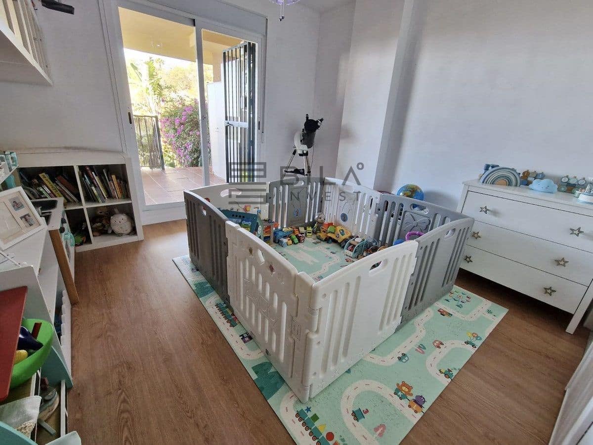 3 sovrum Lägenhet till salu i Riviera del Sol med pool garage - 395 000 € (Ref: 9609664)