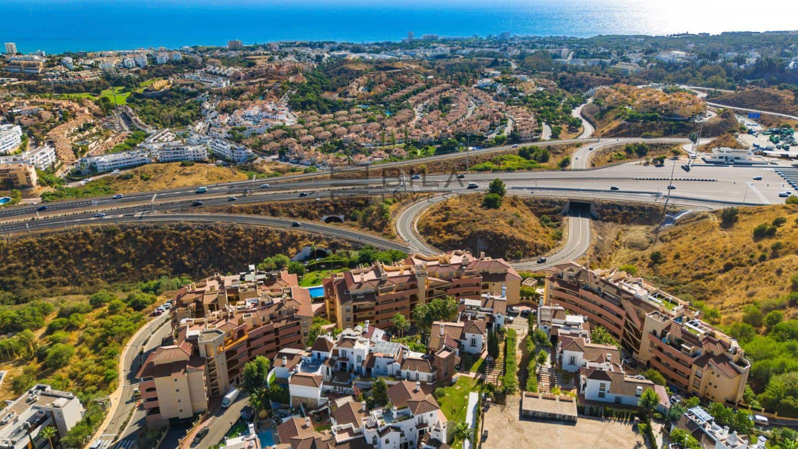 3 sovrum Lägenhet till salu i Riviera del Sol med pool garage - 395 000 € (Ref: 9609664)