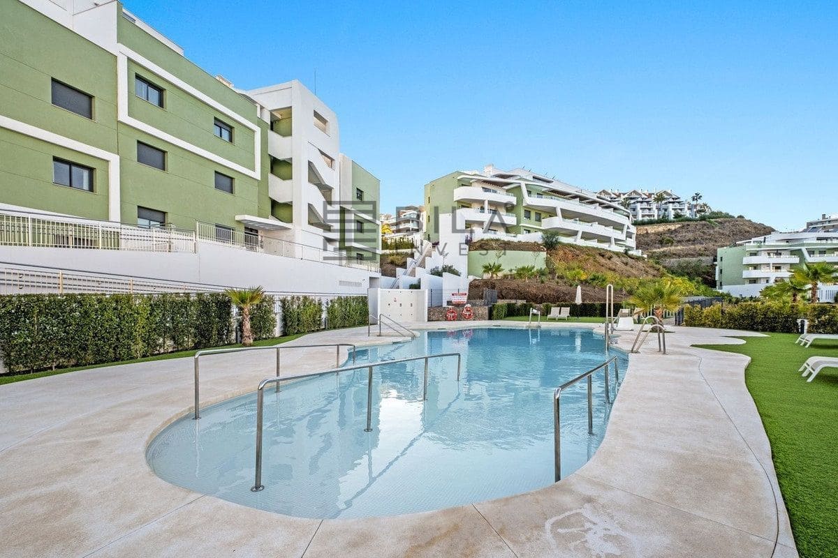2 sypialnia Penthouse na sprzedaż w La Cala de Mijas z basenem - 599 000 € (Ref: 9609666)