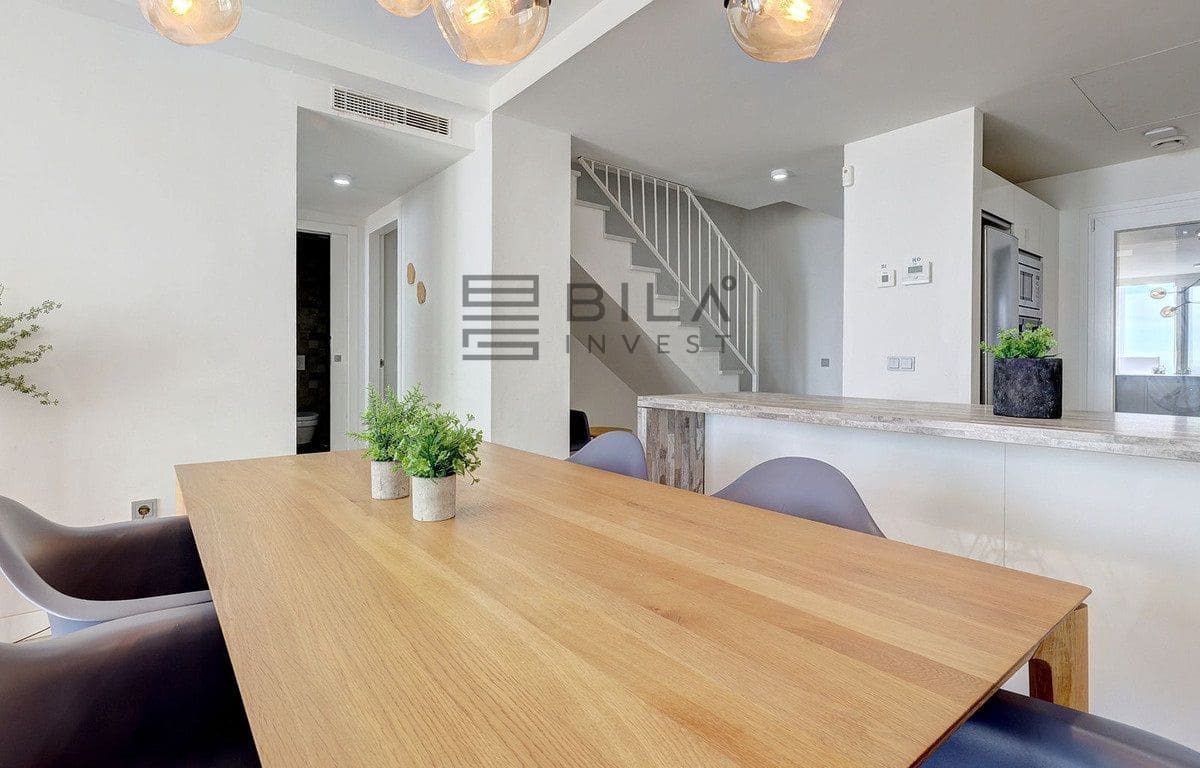 3 soveværelse Penthouse til salg i Benalmadena med swimmingpool - € 699.000 (Ref: 9609667)