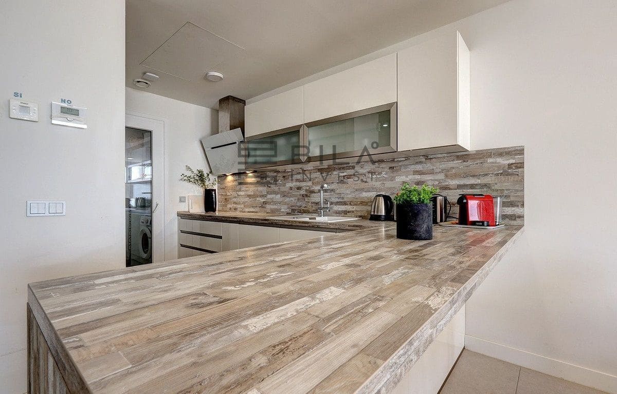 3 soveværelse Penthouse til salg i Benalmadena med swimmingpool - € 699.000 (Ref: 9609667)