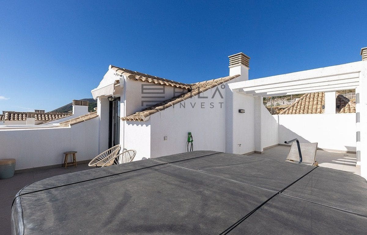 3 soveværelse Penthouse til salg i Benalmadena med swimmingpool - € 699.000 (Ref: 9609667)