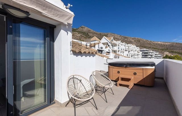 3 soveværelse Penthouse til salg i Benalmádena pueblo, Benalmádena med swimmingpool - € 699.000 (Ref: 9609667)