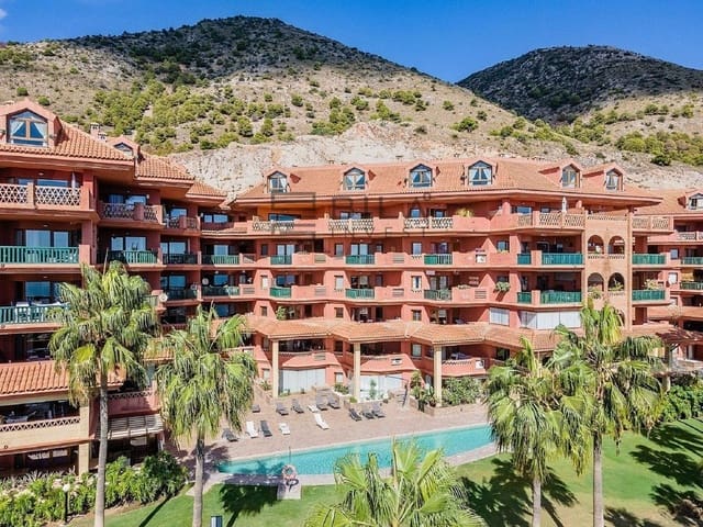 3 slaapkamer Flat te koop in La Capellanía - El Higuerón, Benalmádena met zwembad garage - € 449.000 (Ref: 9609668)