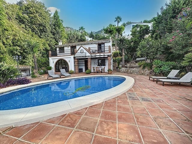 3 bedroom Villa for sale in Mijas pueblo, Mijas with pool garage - € 925,000 (Ref: 9609669)